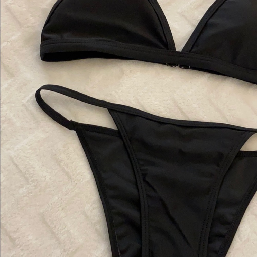 Triangle bikini ✨ - Picture 4 of 5
